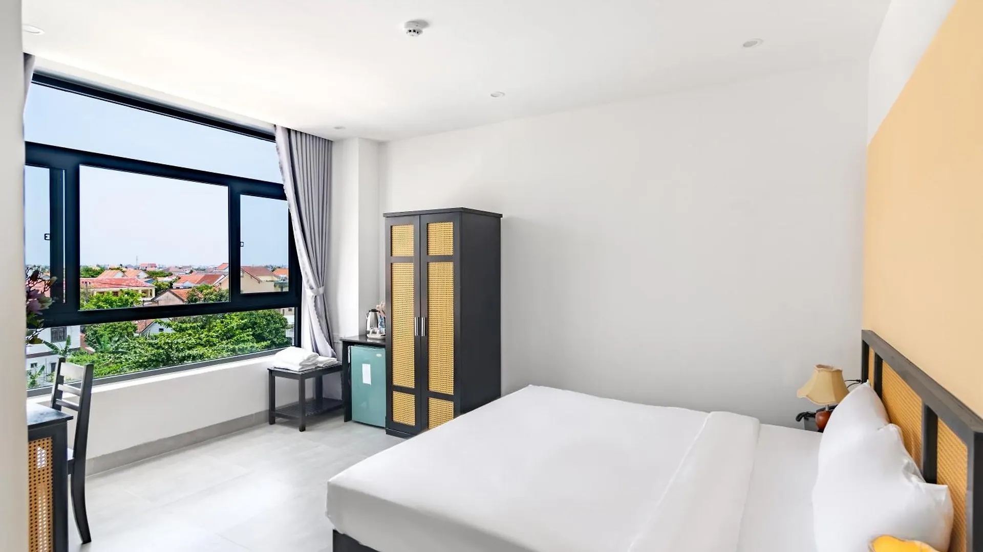 Vooc Signature Hotel Хойан