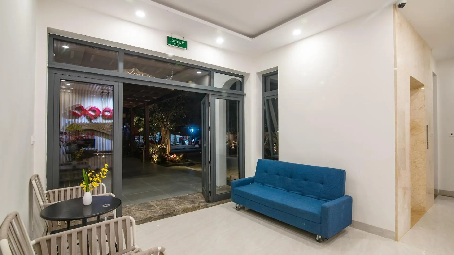 Vooc Signature Hotel Хойан